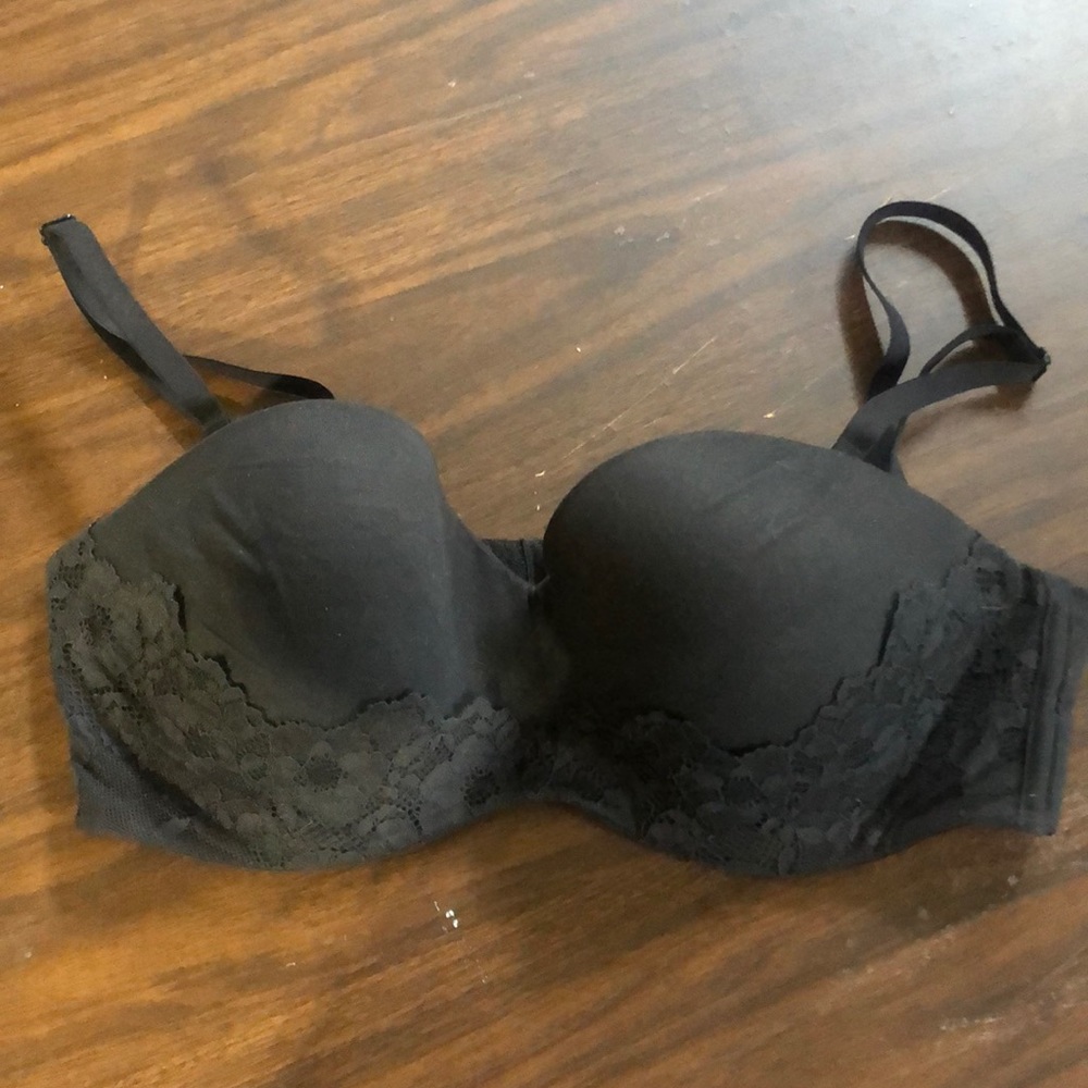 Victoria’s Secret Black Bra